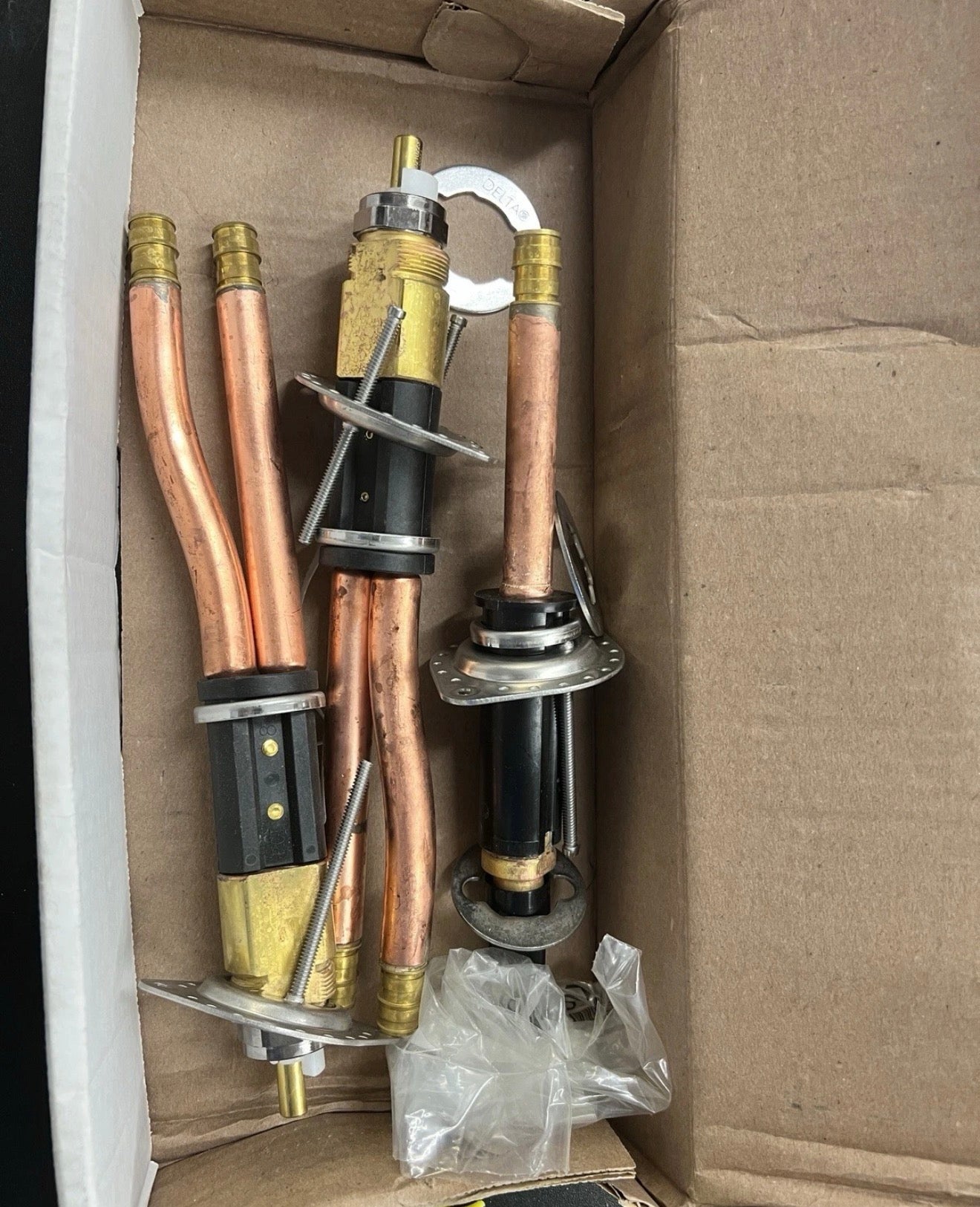 Delta Classic 1/2-in ID PEX Brass Shower Valve