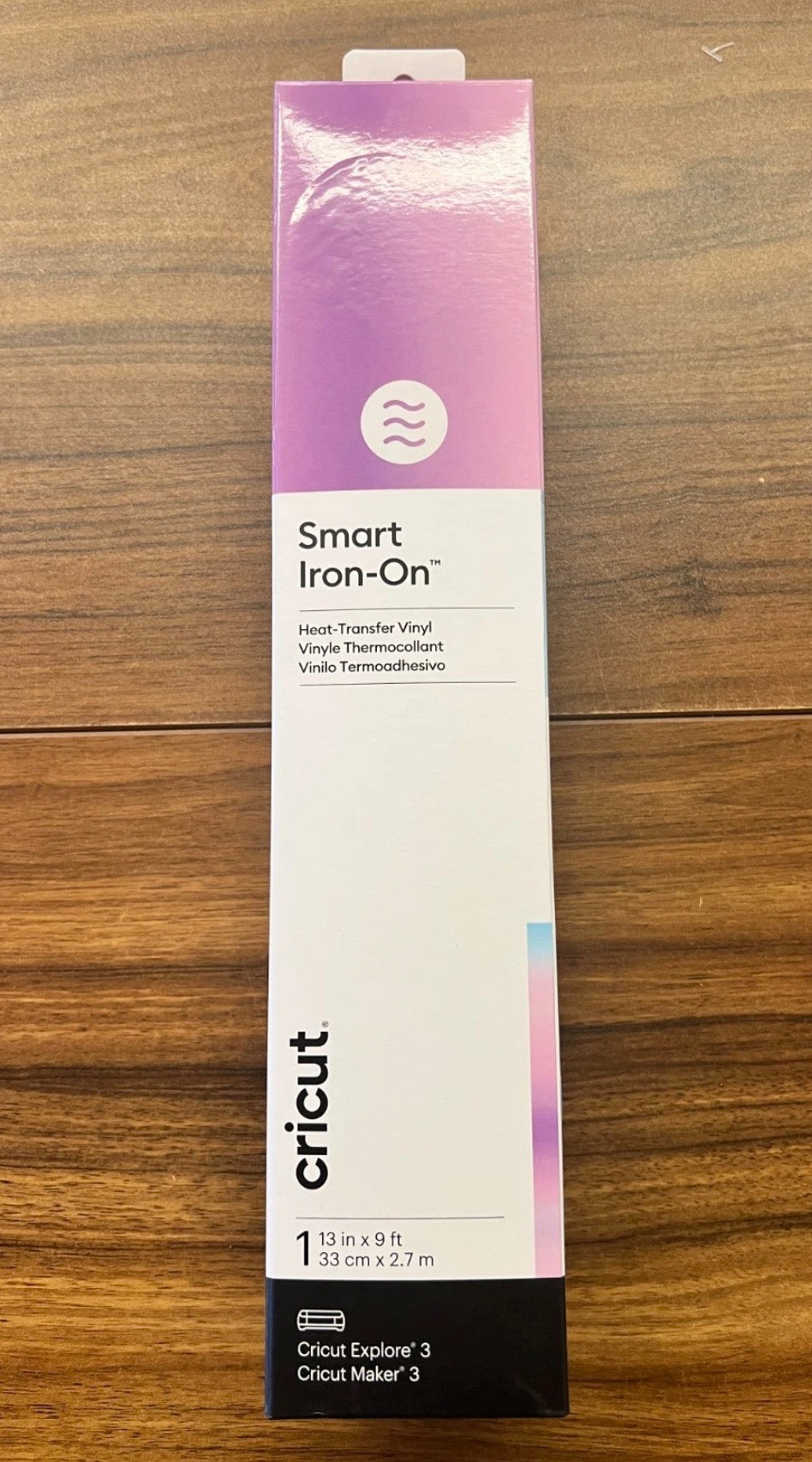 Cricut smart iron-on vinyl holographic (9ft), 13" x 108"