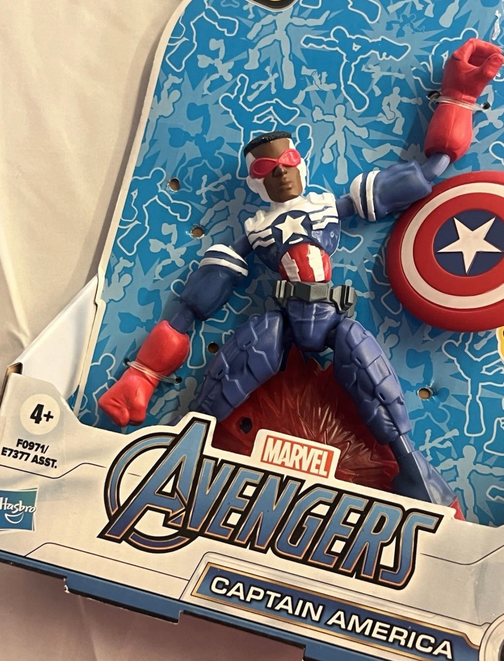 Marvel: Avengers Bend and Flex Captain AmericaKids Toy Action Figure