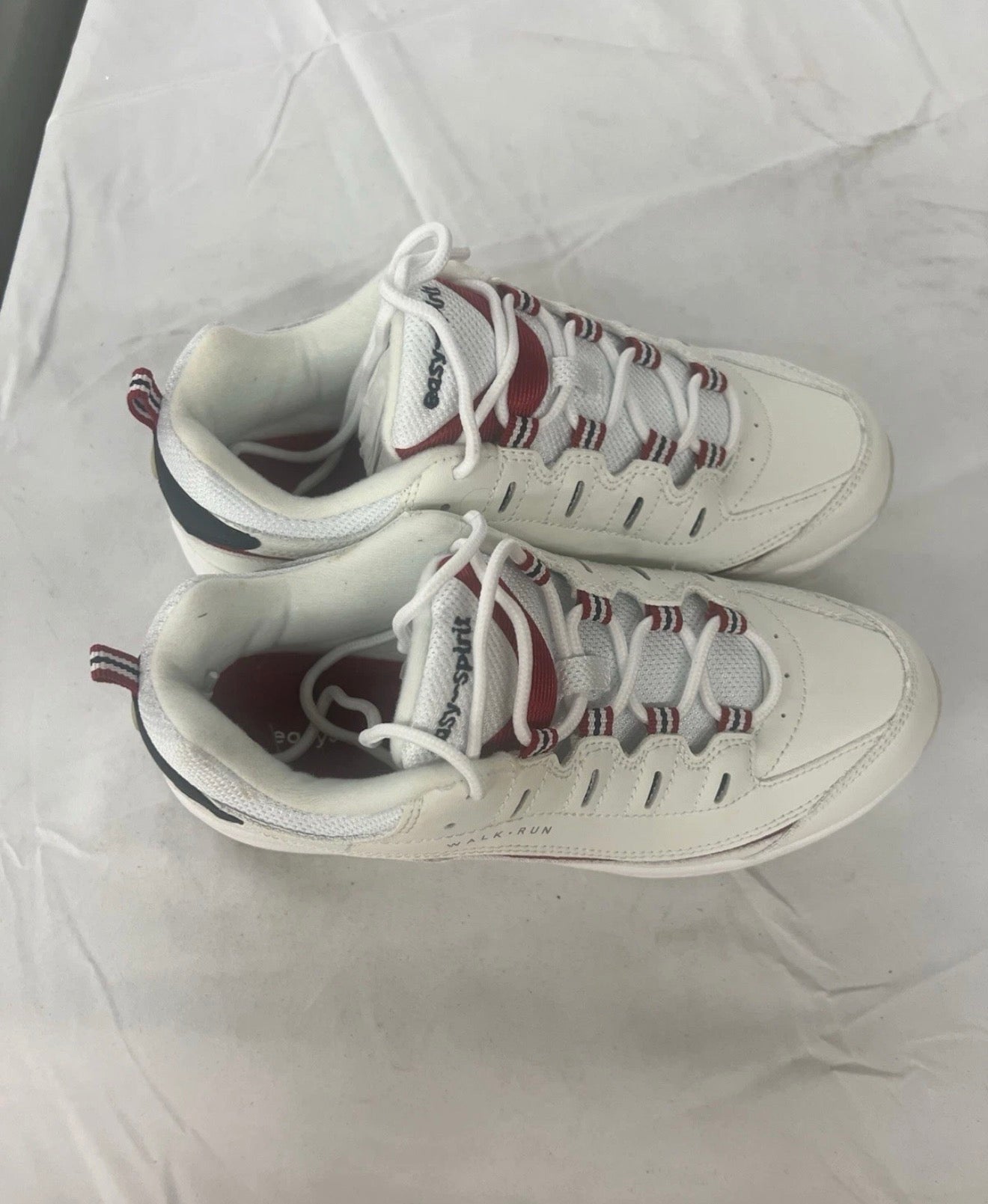 Women's Easy Spirit Romy Walking Shoe Size 7