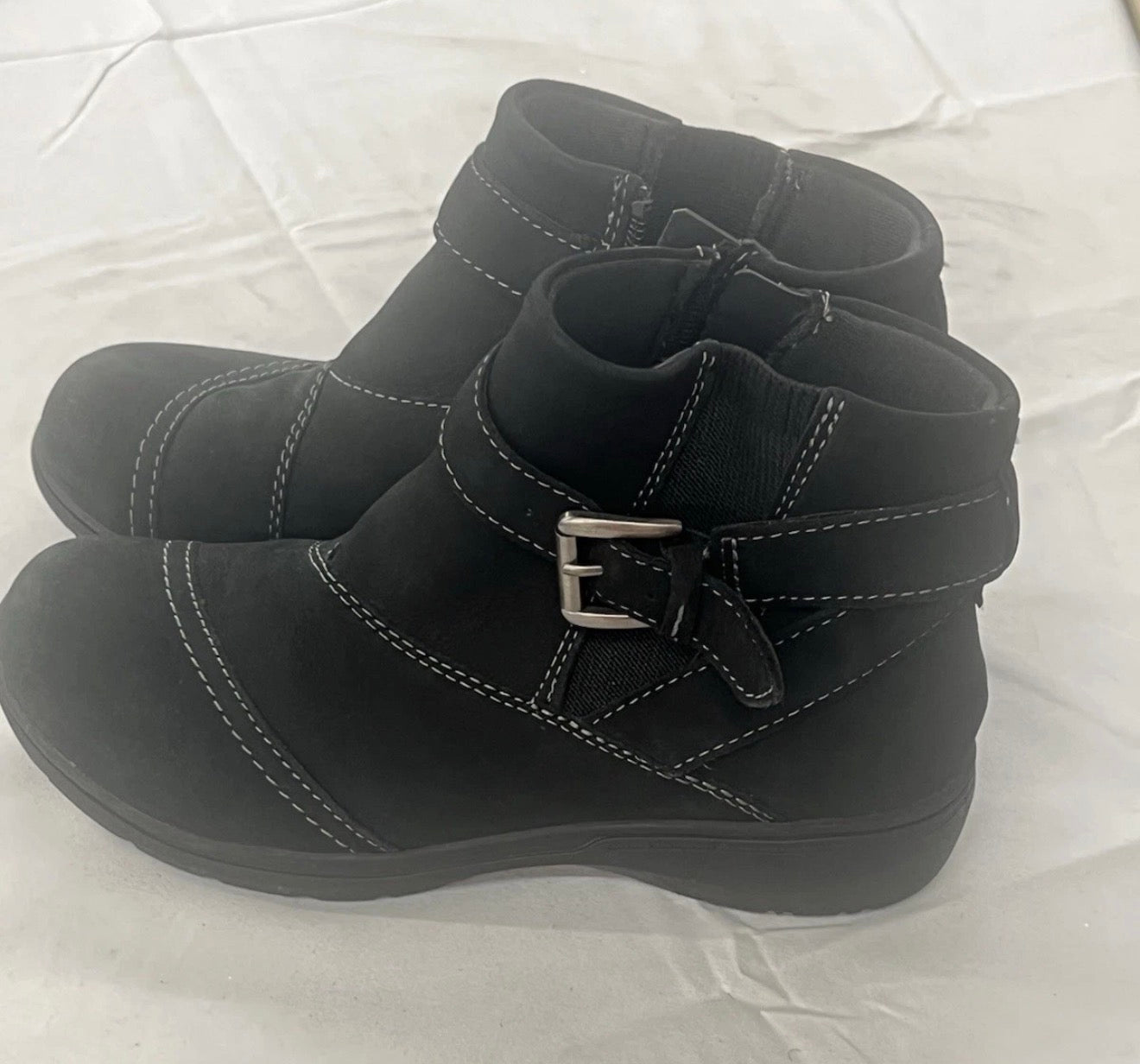 Clarks Women's Carleigh Dalia Ankle Boot Size 6M Black